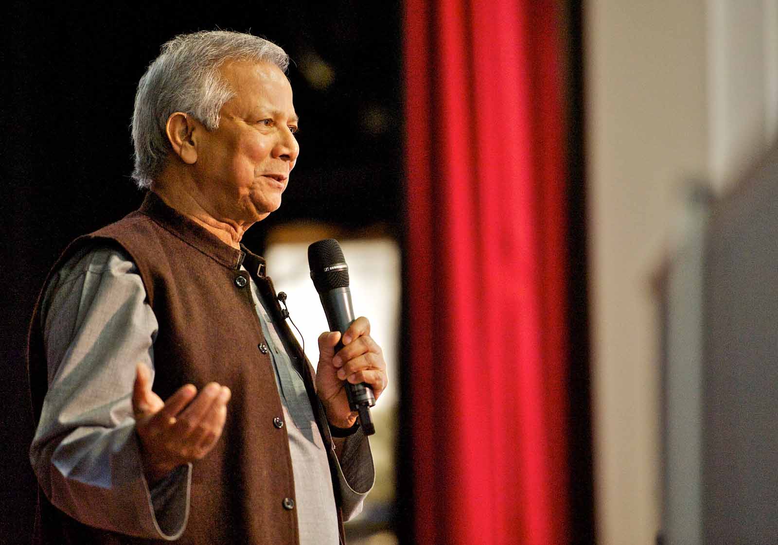 Professor Yunus 
