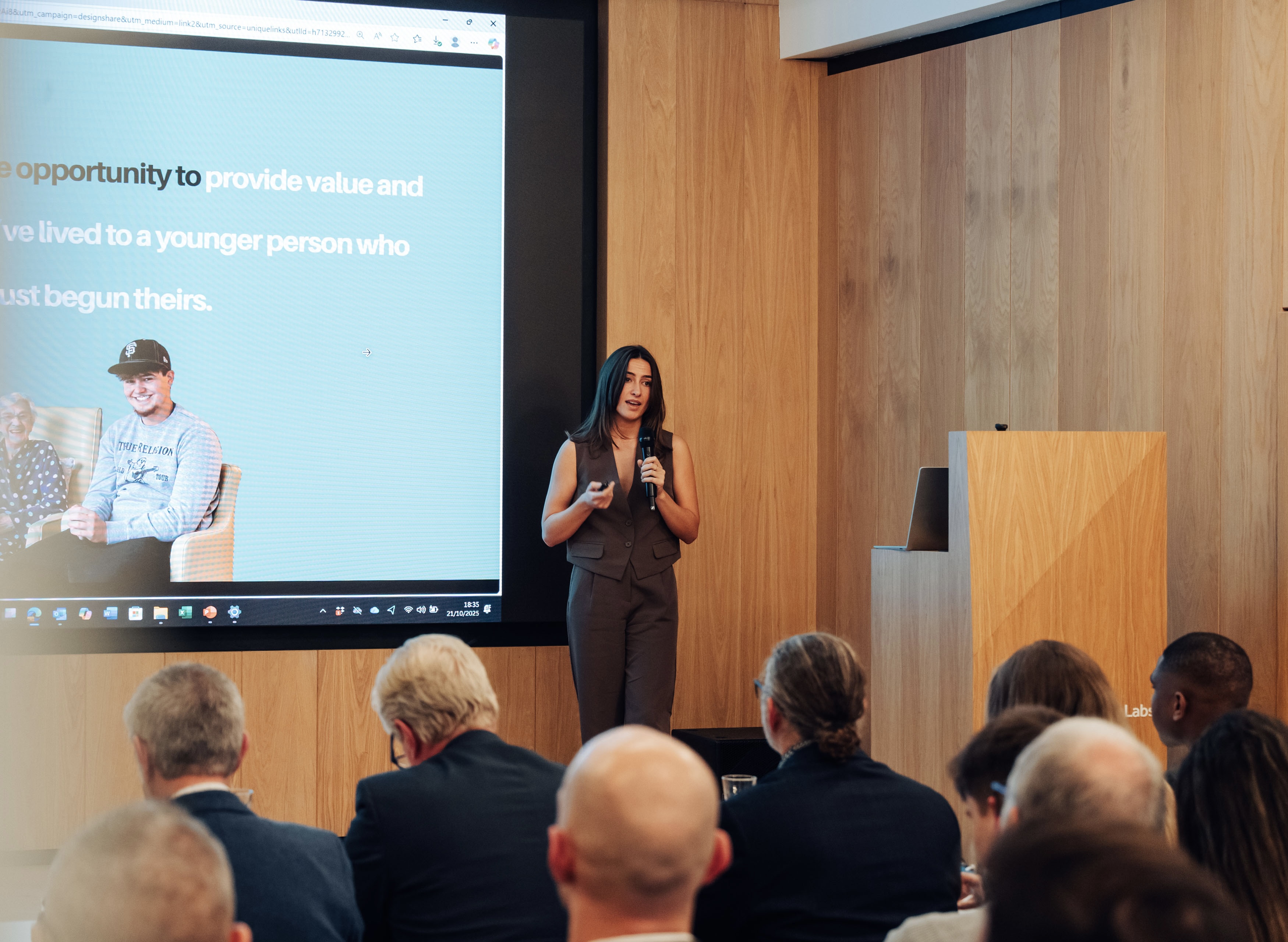 AIBO founder Solene Declas' winning pitch at IGNITE