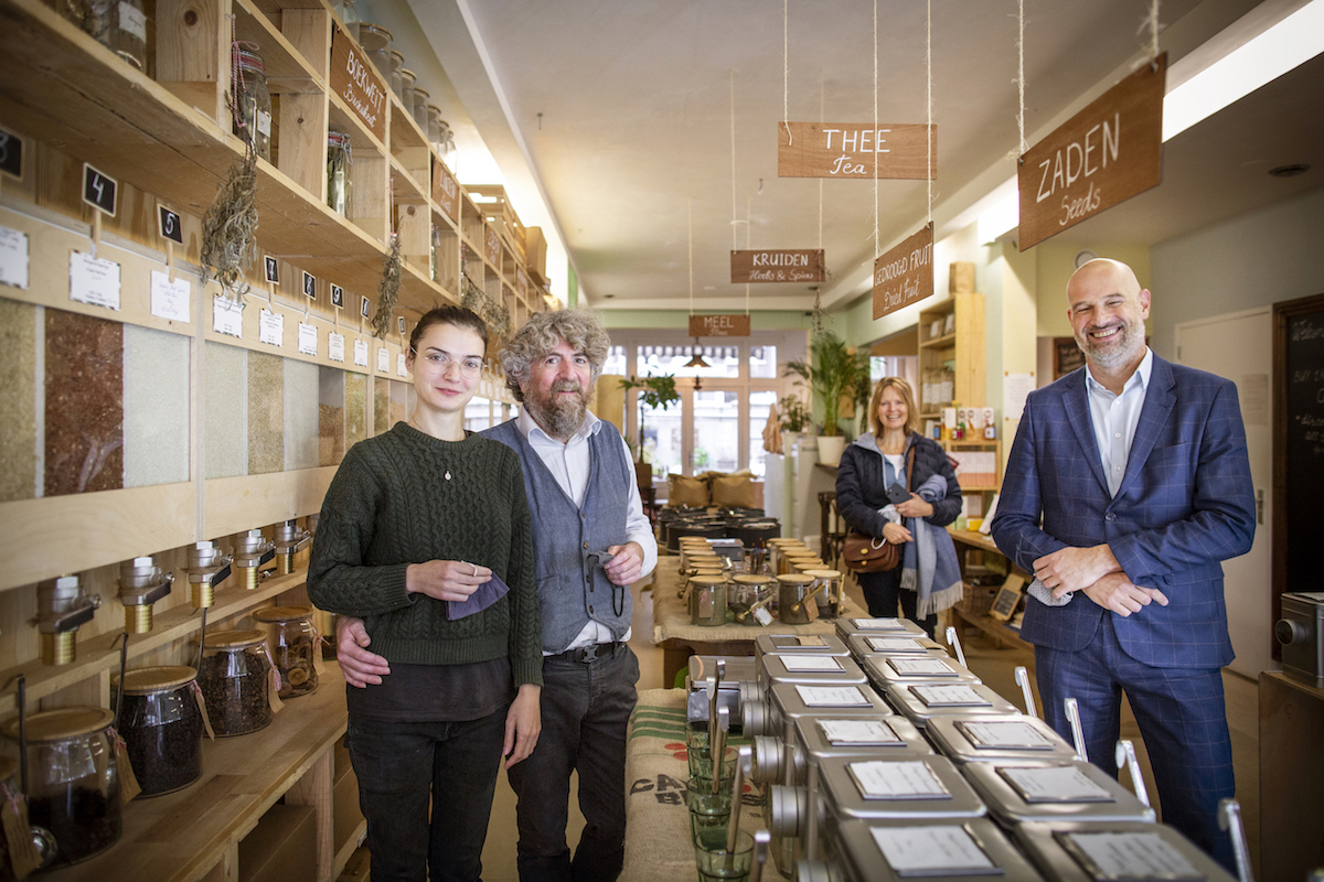 Deputy mayor visits Little Plant Pantry in Amsterdam