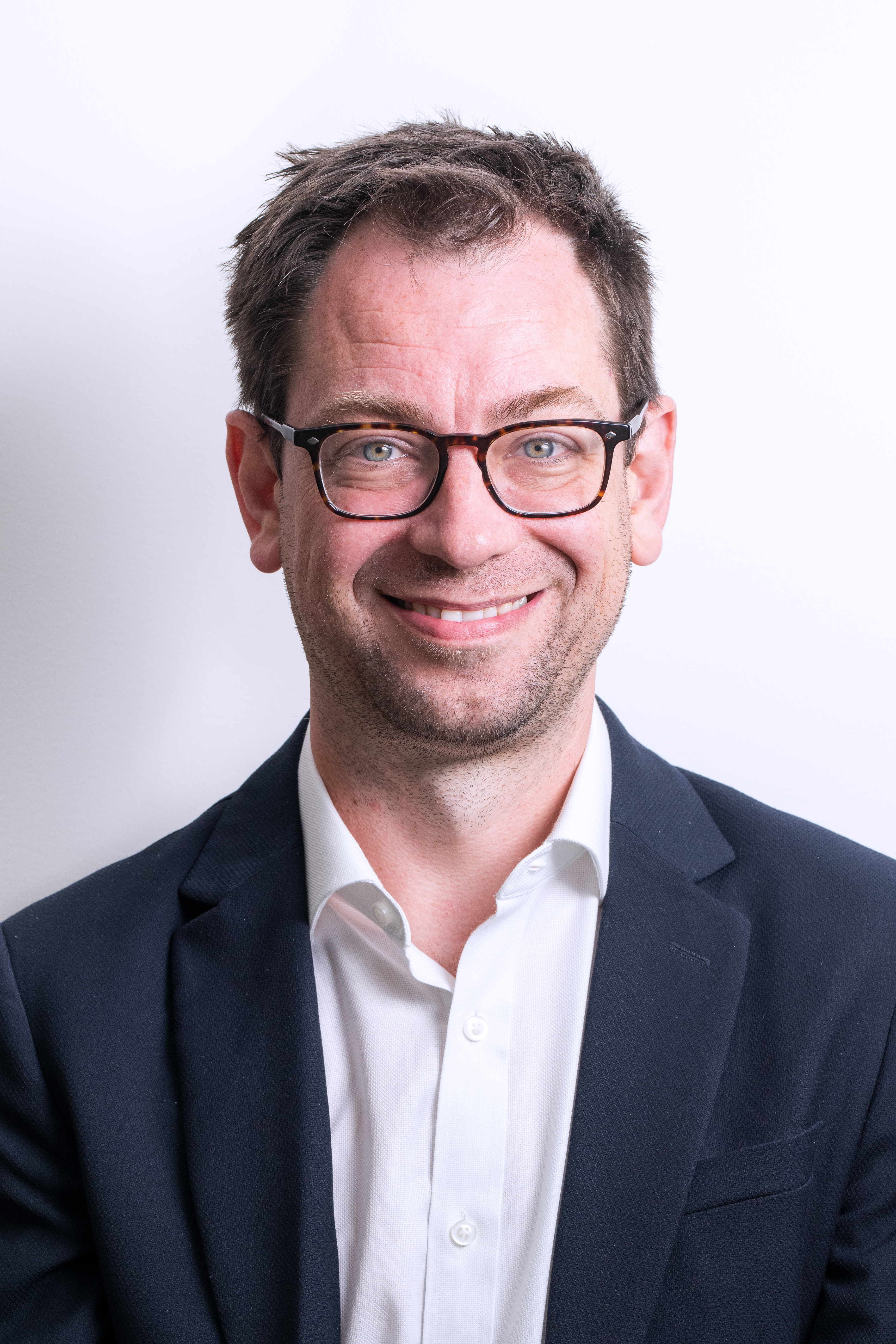 headshot of Luke Terry