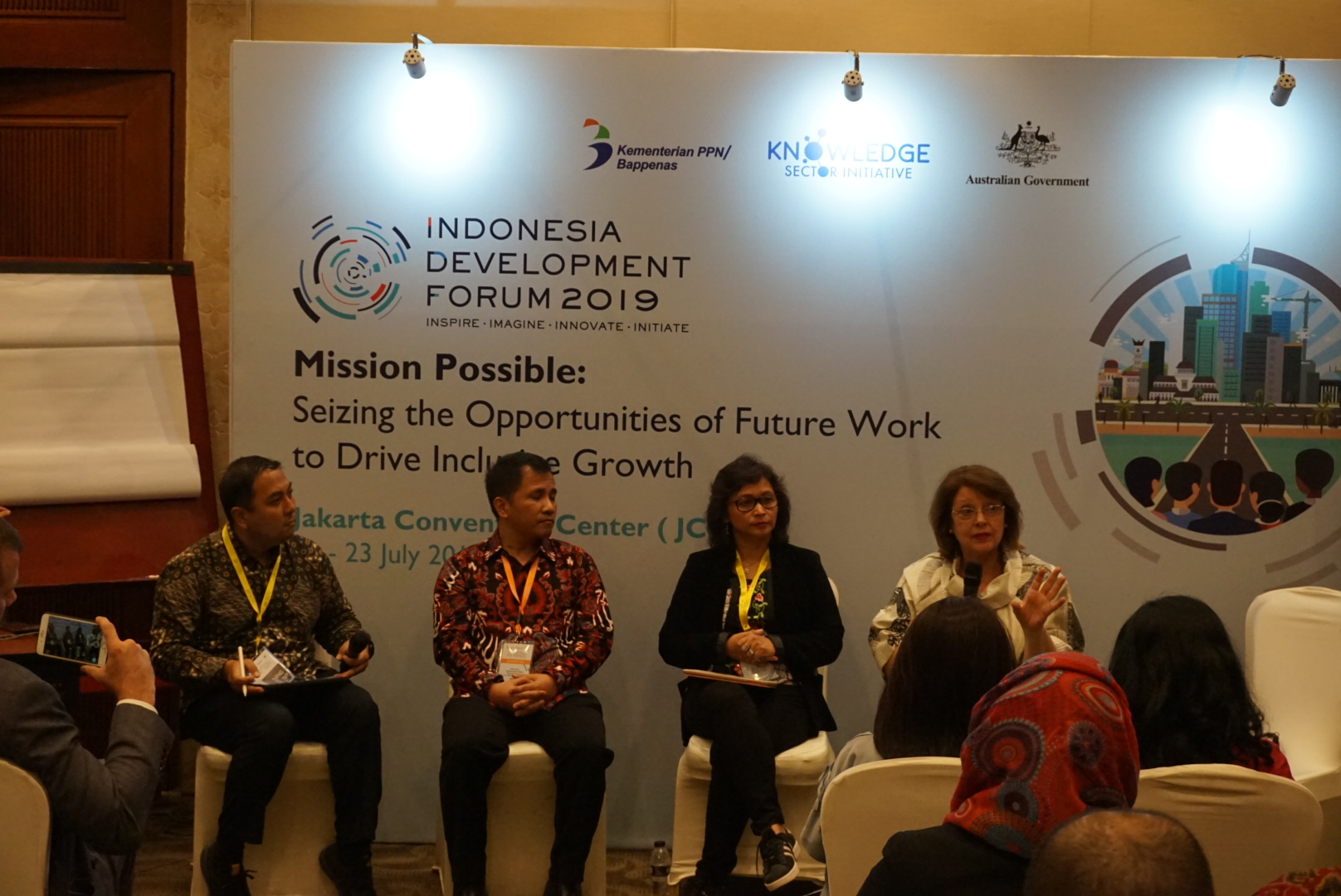 Dr. Ari Margiono, Leonardo Adypurnama Teguh Sambodo, Maria R Nindita Radyati, Baroness Glenys Thornton in Social Enterprise Policy Consultation session