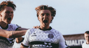 Bohemians FC Kneecap shirt