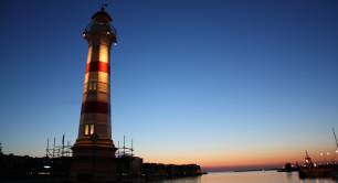 Malmö lighthouse in the dark