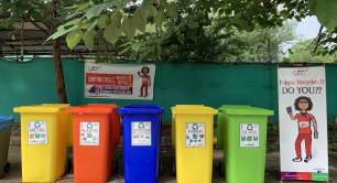 Saaf Suthra Sheher recycling bins Pakistan