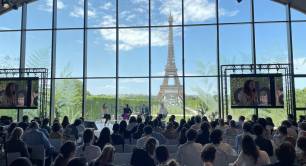 ChangeNow conference 2022 Eiffel Tower backdrop