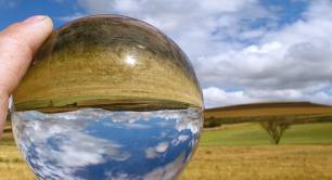 Crystal ball_future telling