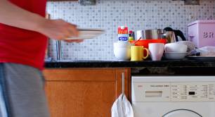 Kitchen_breakfast_washing machine_daytime