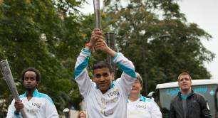 Kush Kanodia Paralympic Torch.jpg