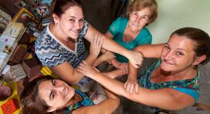Rede Asta artisans group of women in Brazil