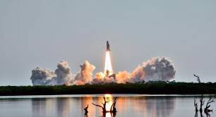 Rocket launch_space shuttle_space_Tim Peake