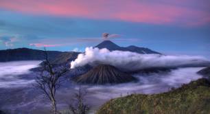 Gunung Batok, Indonesia